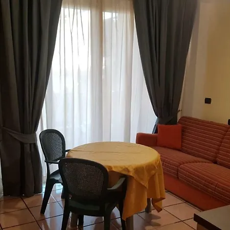 Semesterbostad Casa La Grotta *
